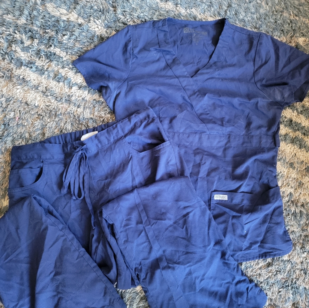 Greys Anatomy Scrub Set